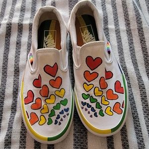 Classic Vans rainbow heart design